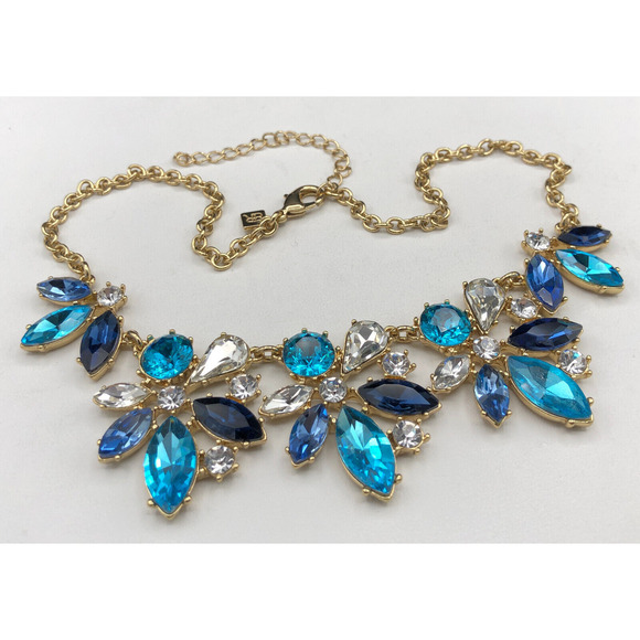 Banana Republic Necklace Camille 19" Blue Aqua Glass Crystal Faceted Flower Bib - Picture 4 of 8